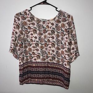 Super cute Elodie blouse 😊👚